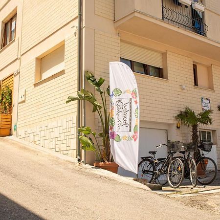 Resilienza Tropical Apartments & Room Porto SantʼElpidio Екстериор снимка