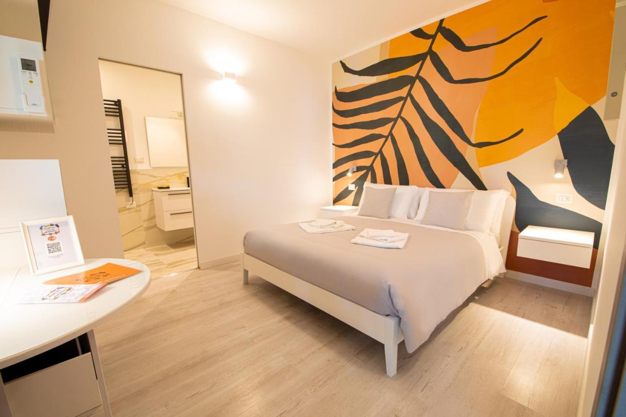 Resilienza Tropical Apartments & Room Porto SantʼElpidio Екстериор снимка