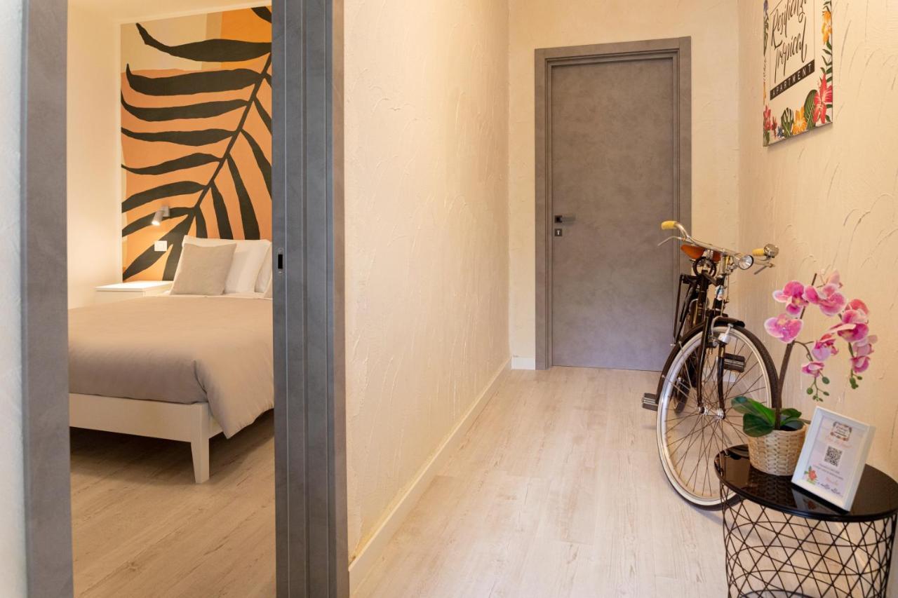 Resilienza Tropical Apartments & Room Porto SantʼElpidio Екстериор снимка