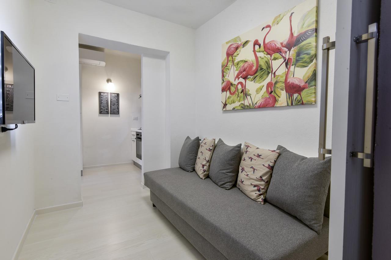 Resilienza Tropical Apartments & Room Porto SantʼElpidio Екстериор снимка